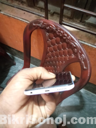 Vivo y1s. Ram:2:32